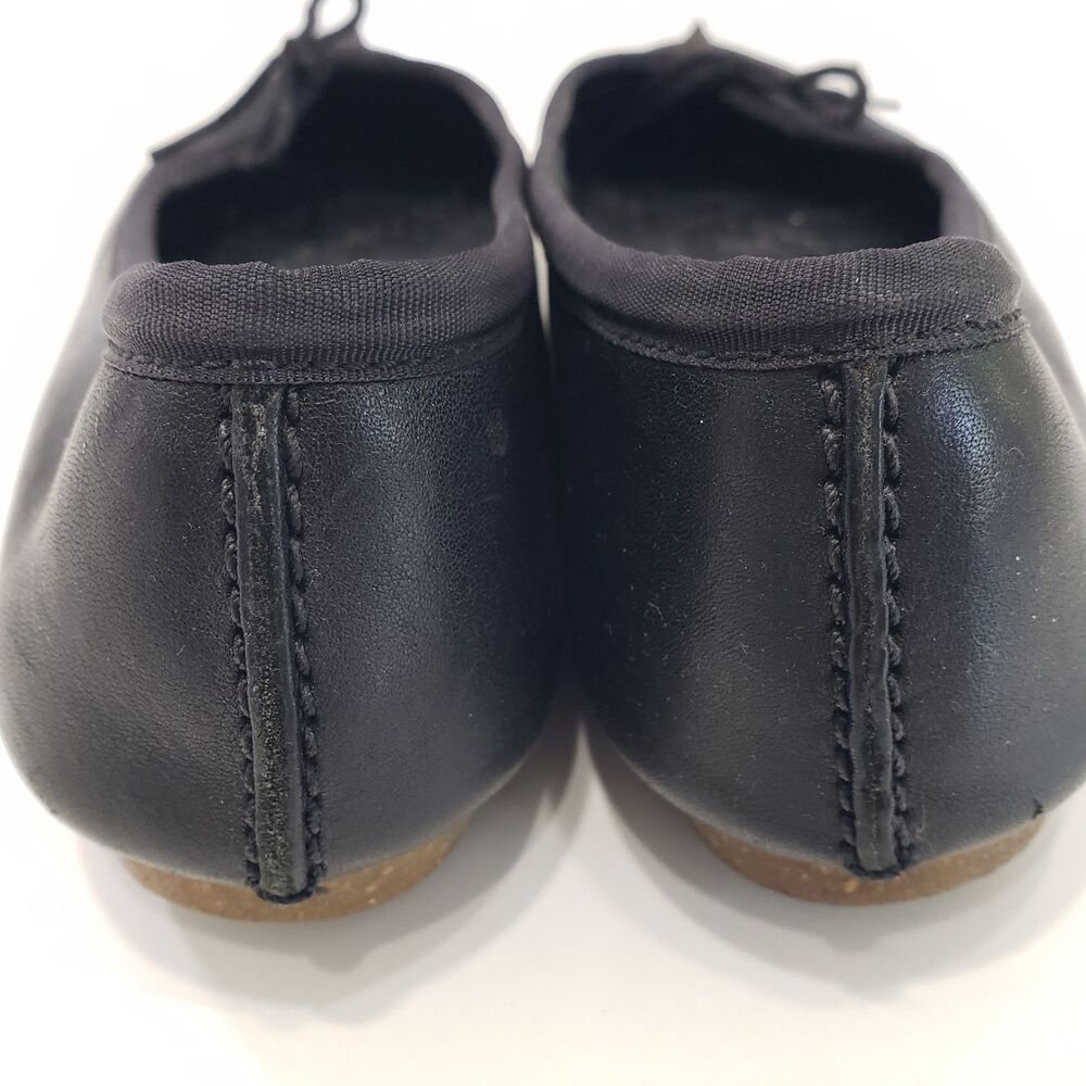 Clarks Women's Black Leather Ballet Flats, Size 7 B - Picture 8 of 9
